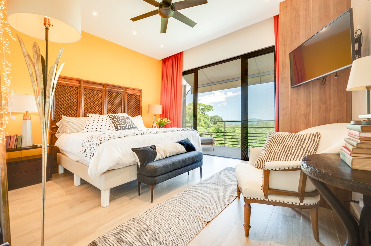 Casa Dos Lunas | Private Estate with Panoramic Ocean Views