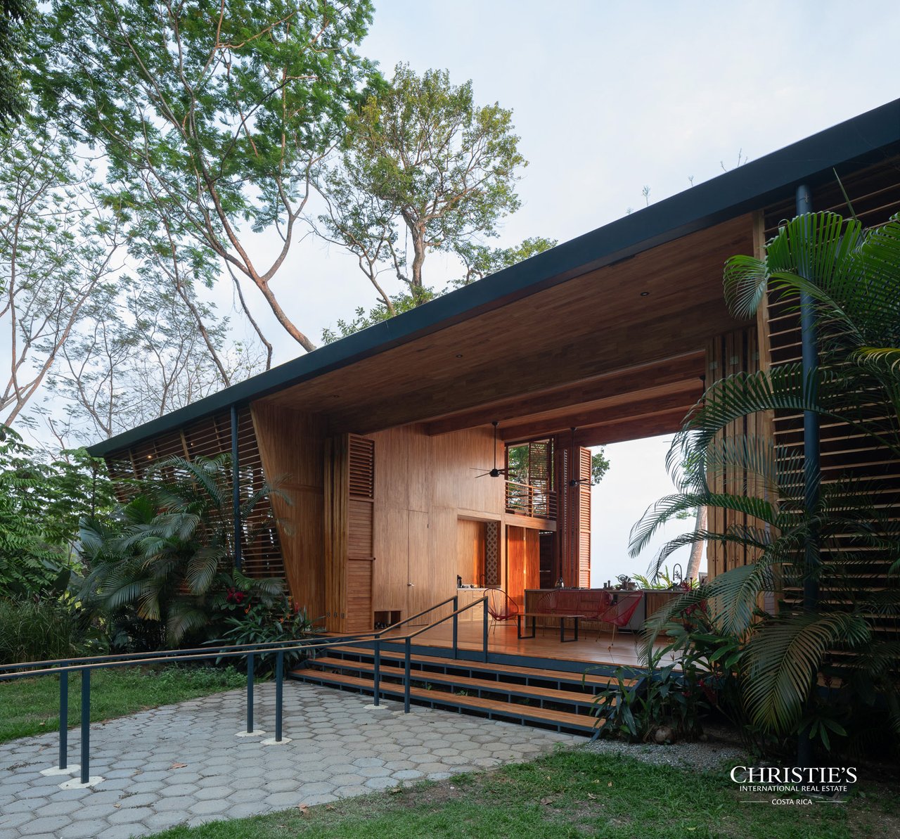 The Zen Villa | Award-Winning Teak Luxury Home with Ocean Views 