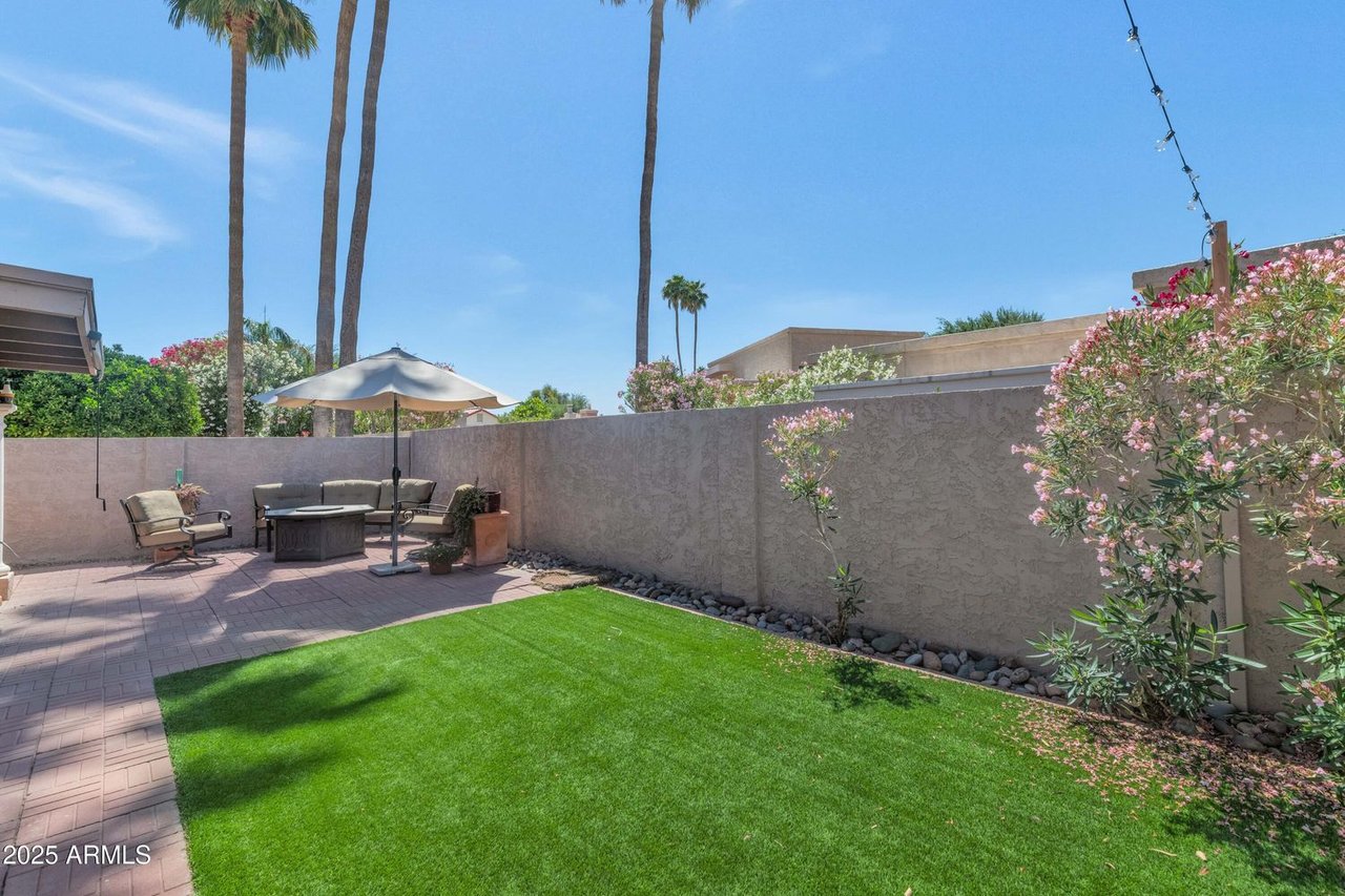 7917 E Cactus Wren Rd