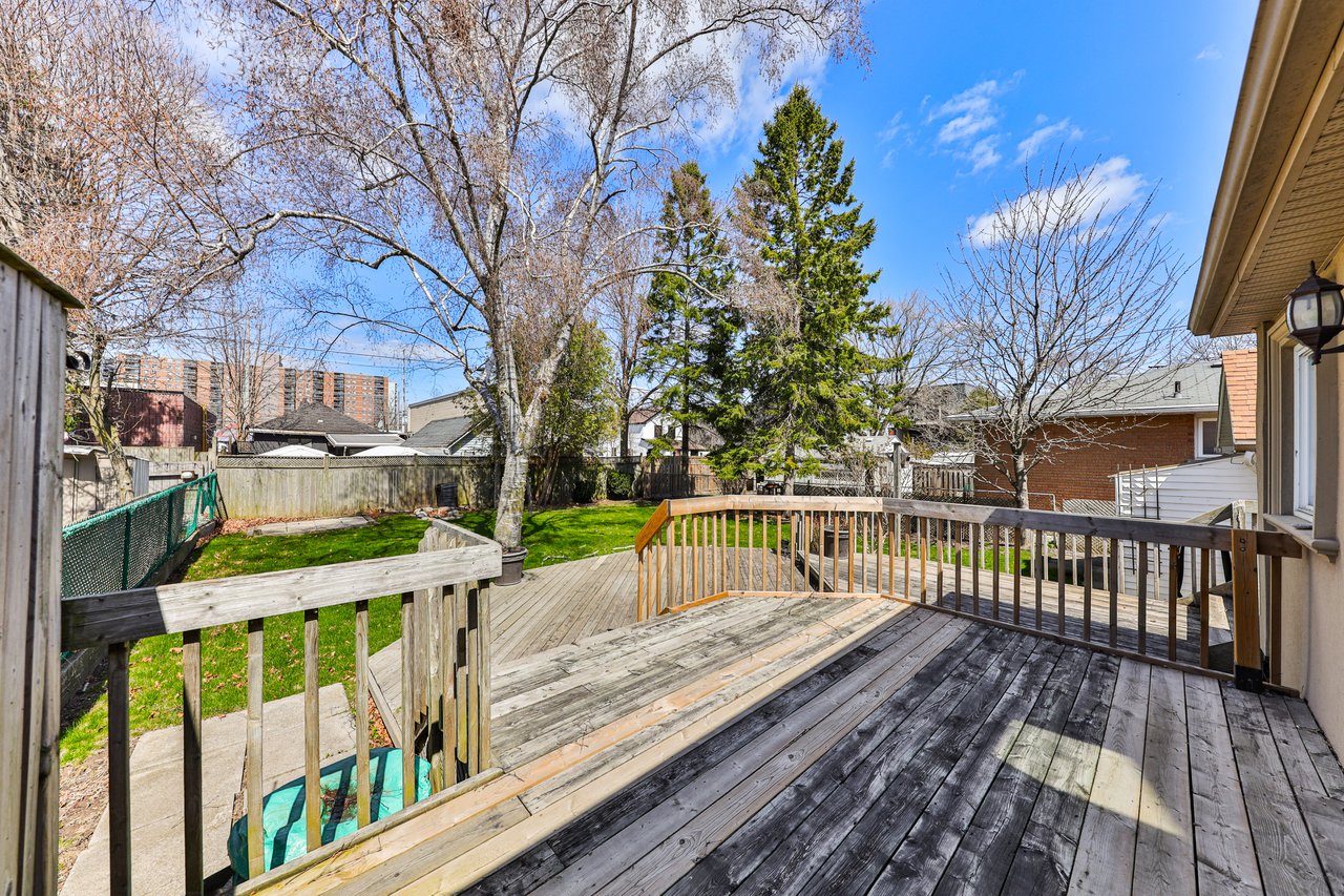 611 Byngmount Ave