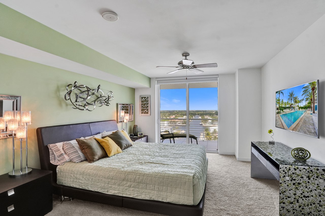 2831 North Ocean Boulevard, Unit 1108N