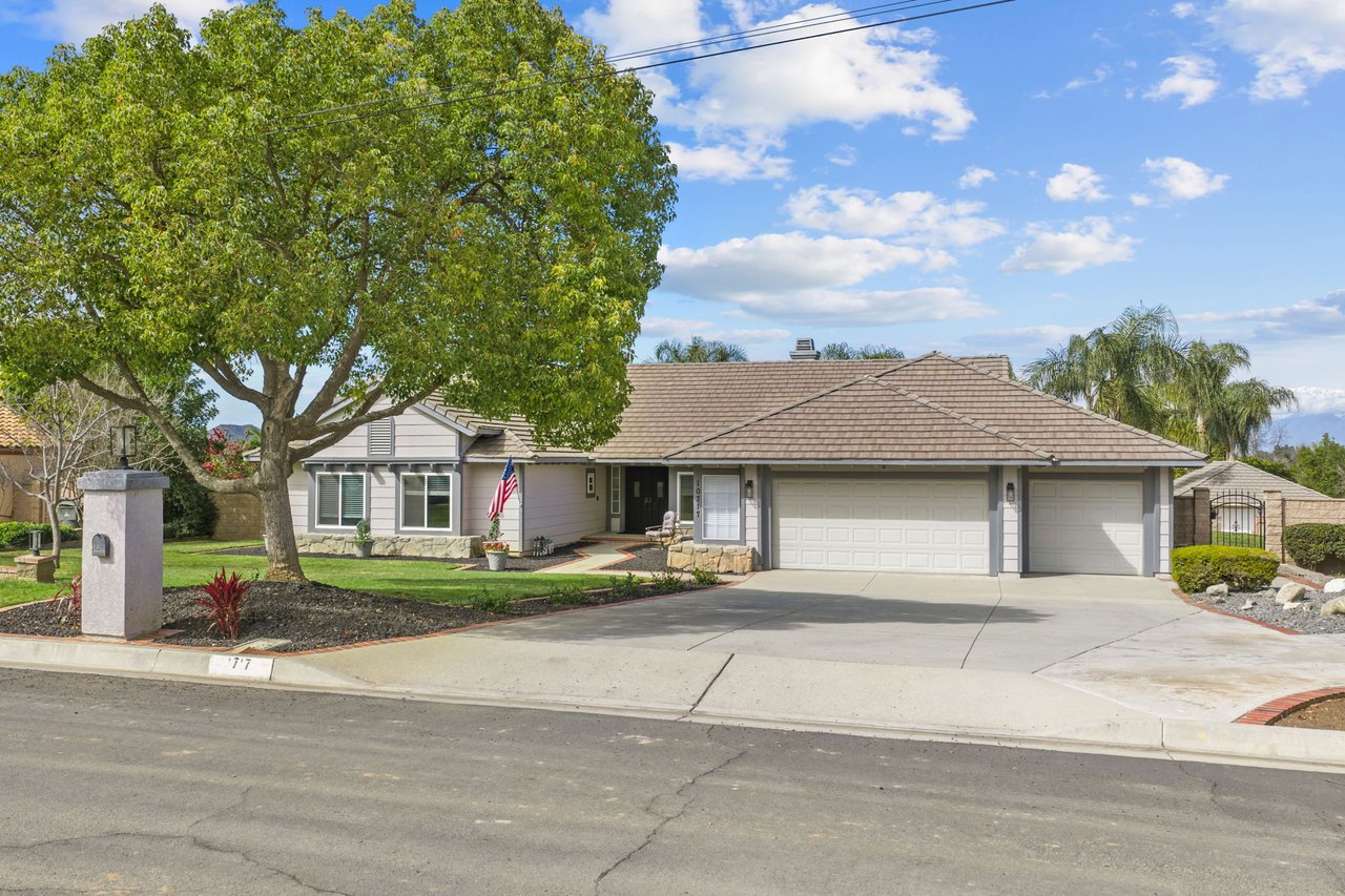 10717 Cleveland, Riverside CA 97503