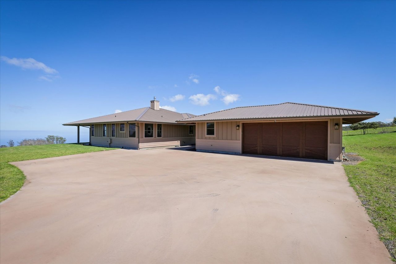 67-1027 Wainoenoe Rd