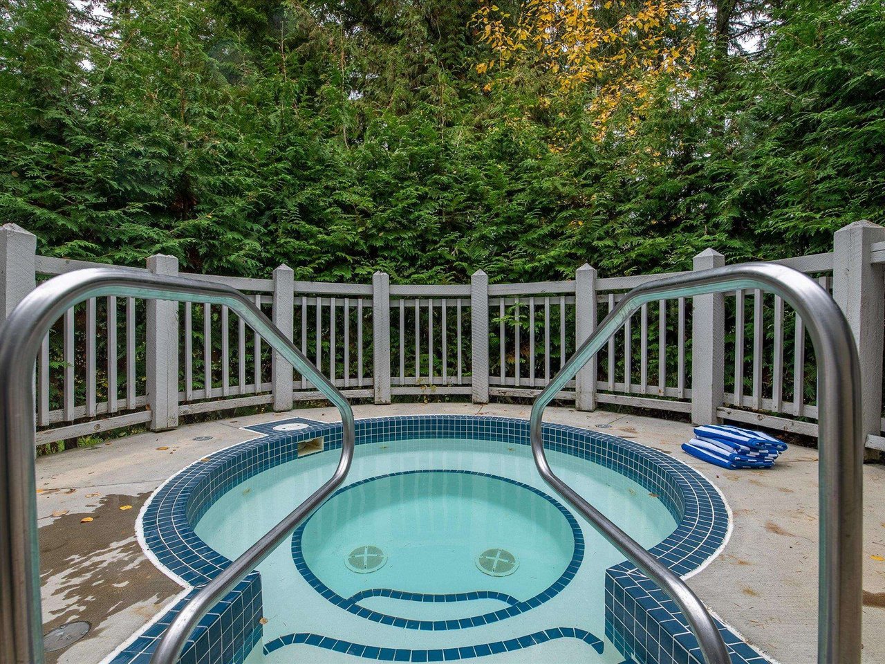 21-4661 Blackcomb Wy