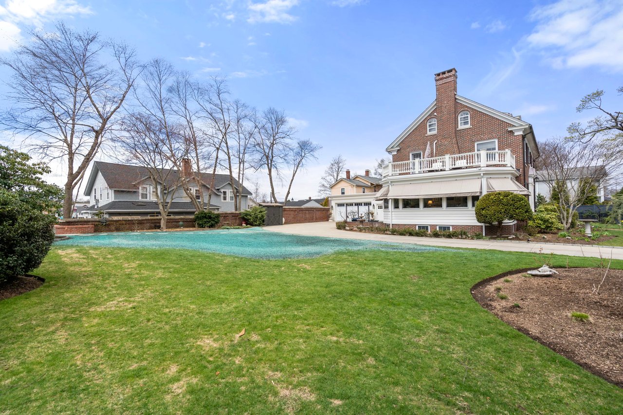 25 Seaview Avenue