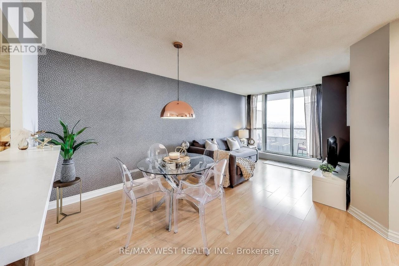 #1917 - 5 Greystone Walk Drive, Toronto Unit: 1917