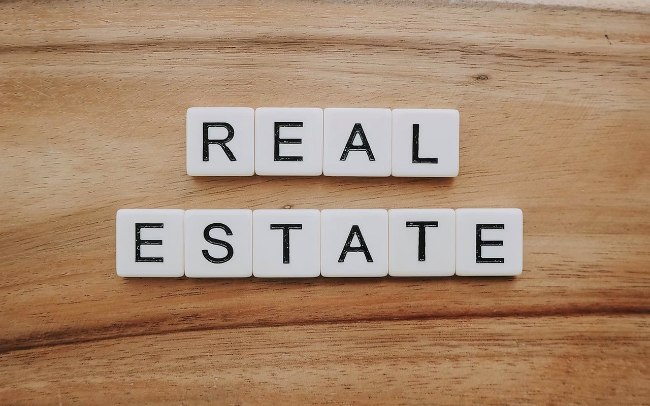 Real Estate Lingo Decoded: What Those Buzzwords Actually Mean