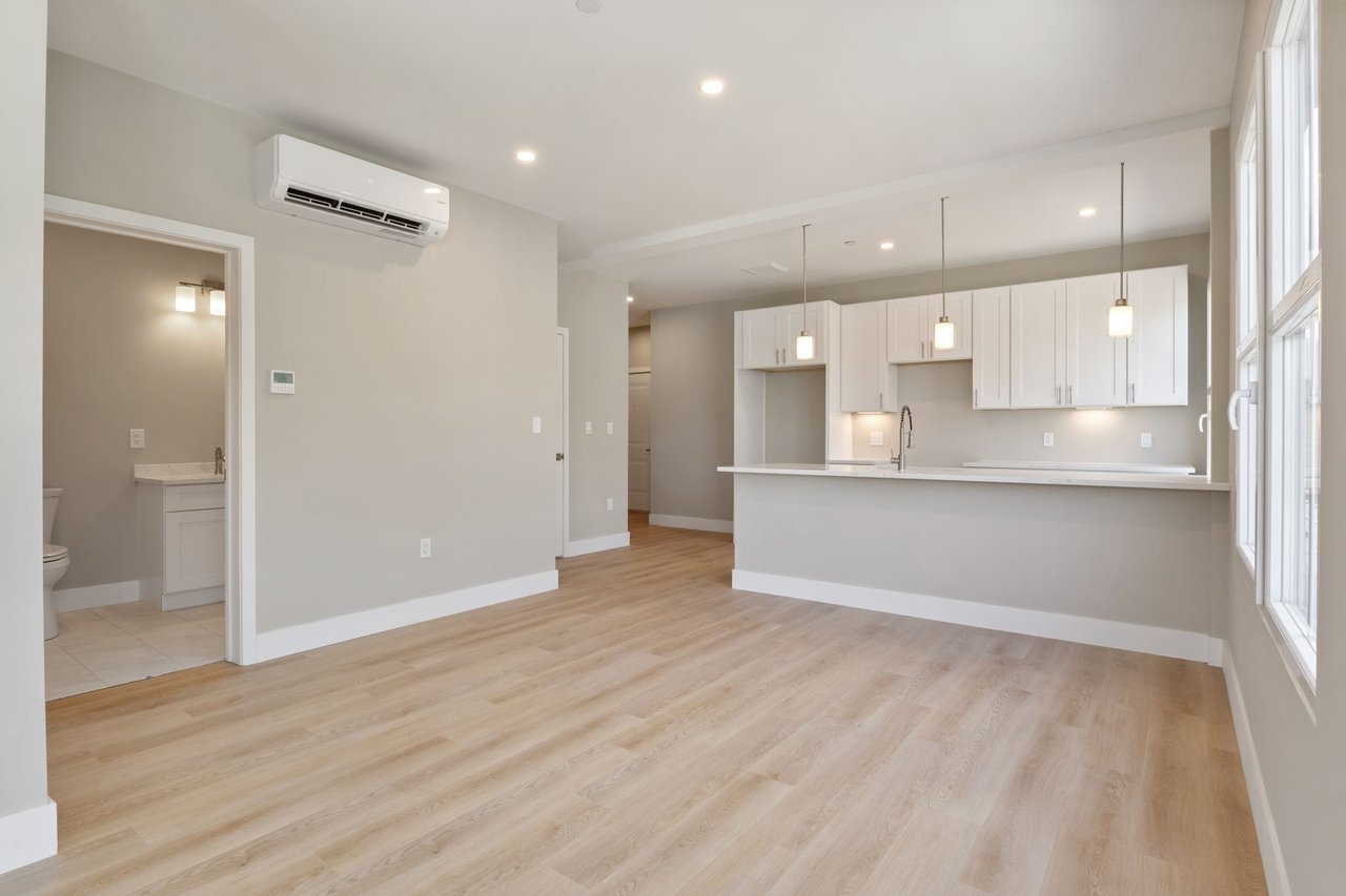 298 Main Street, 3A