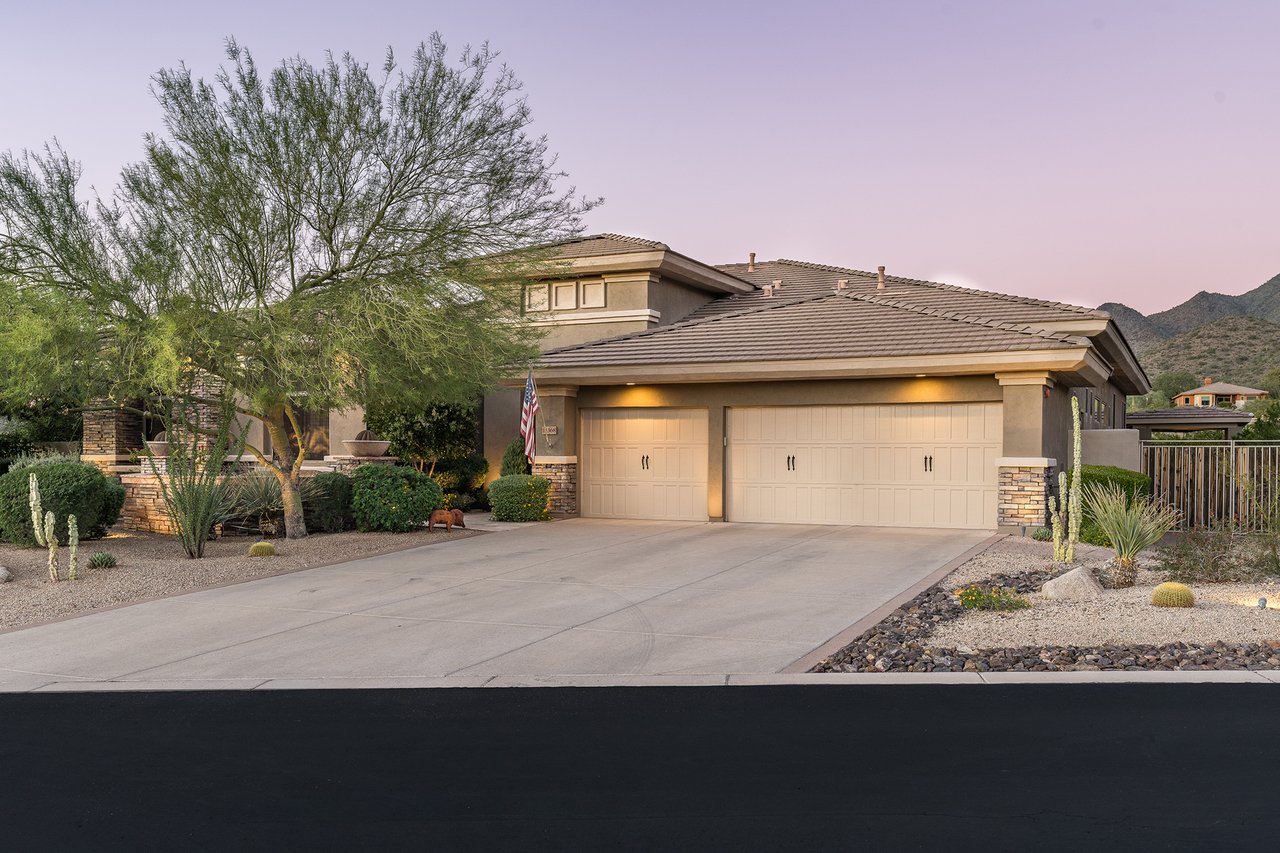 11368 E WINCHCOMB Drive