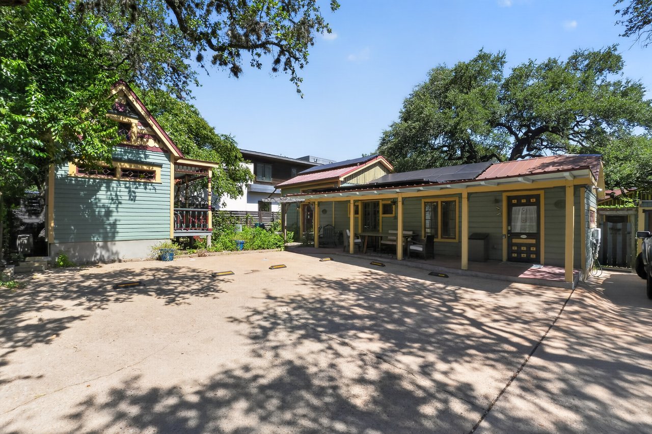 South Congress Luxury Compound for Lease