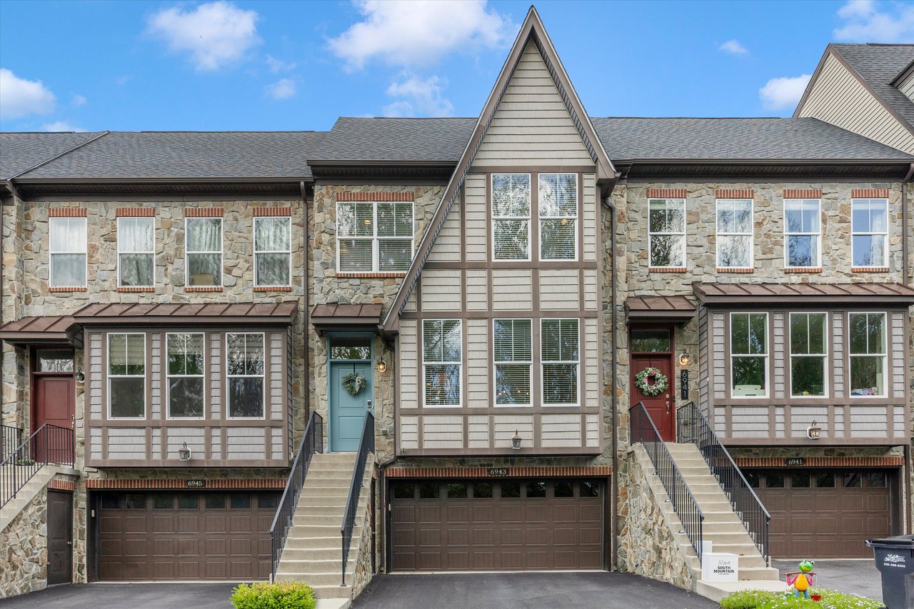 6943 Country Club Ter, New Market, MD 21774