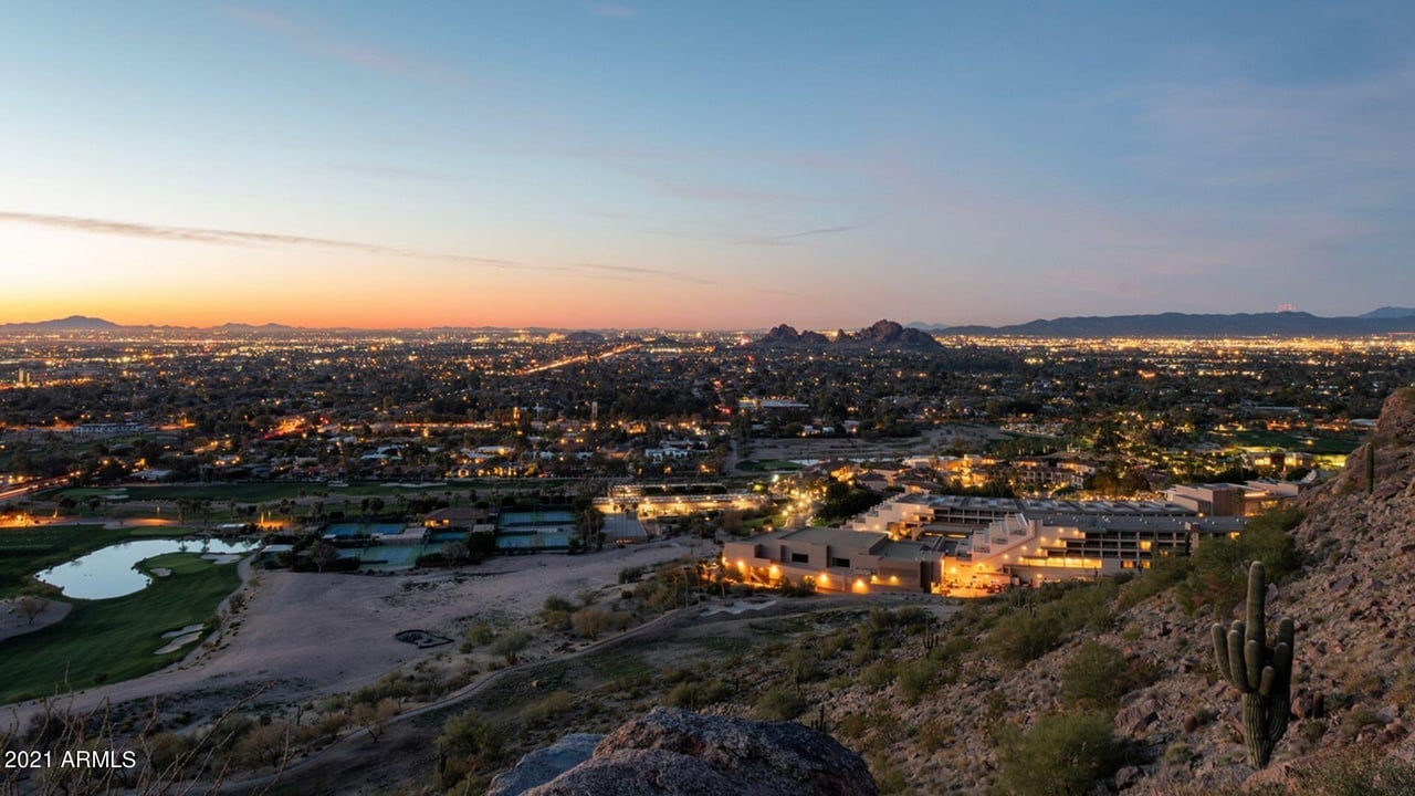 5000 N Camelback Ridge RD 410