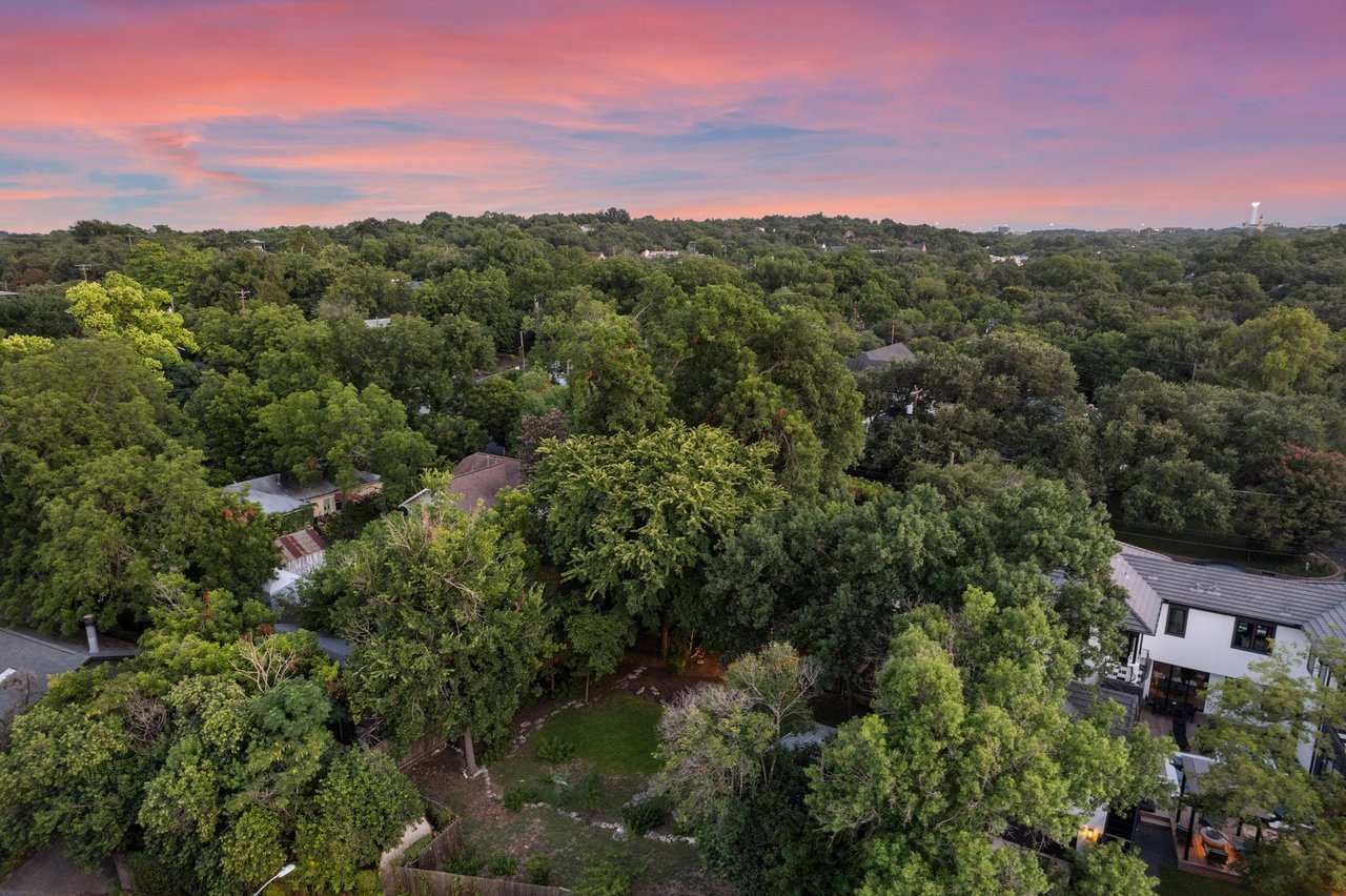 SOLD by Keenan Group: 706 E Monroe Street - Travis Heights Historic Charmer