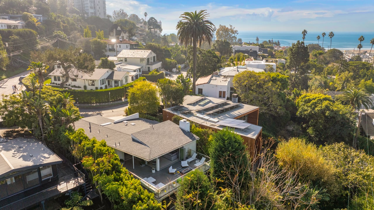 279 Mabery Rd, Santa Monica