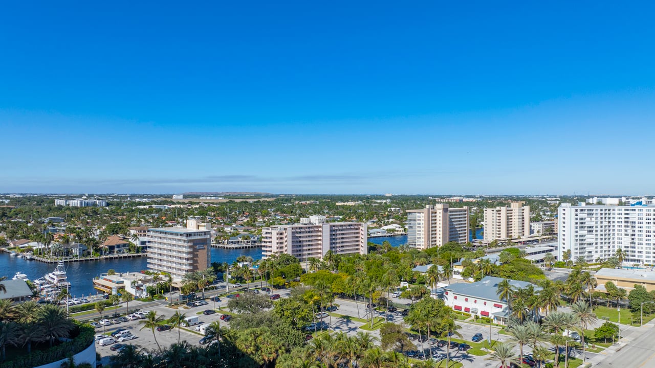 W Pompano Beach Hotel & Residences