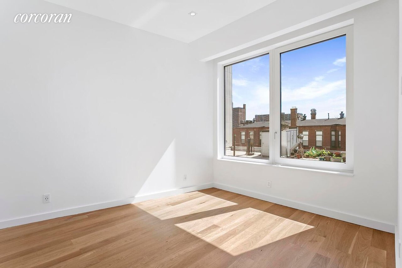 32 East 1st Street #5E