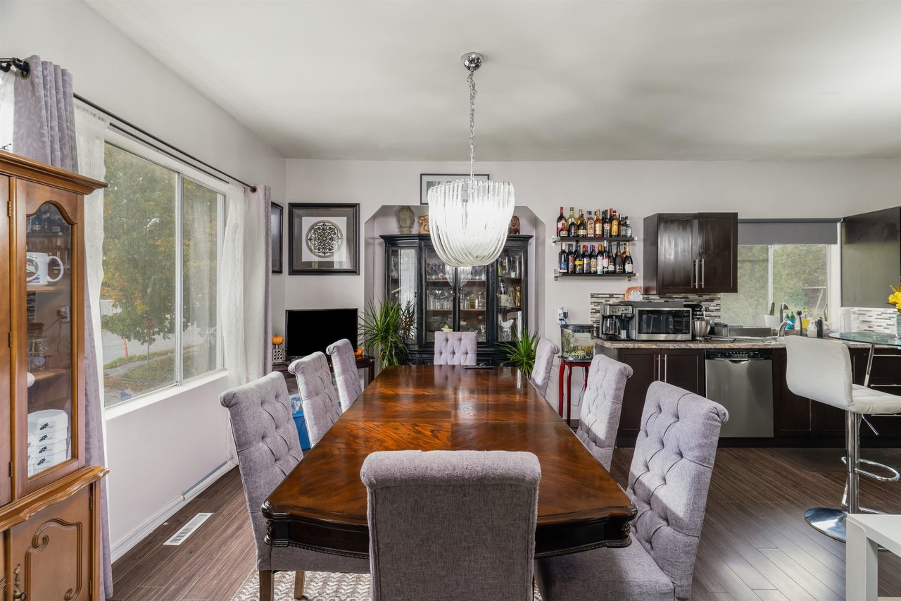 467 SE Marine Dr