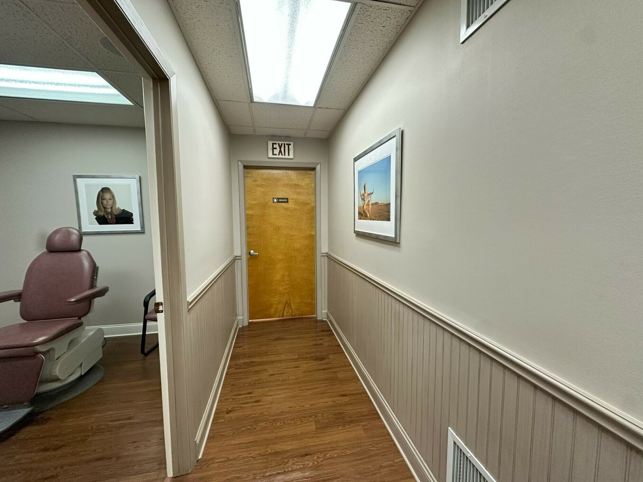 445 Main Street, Center Moriches