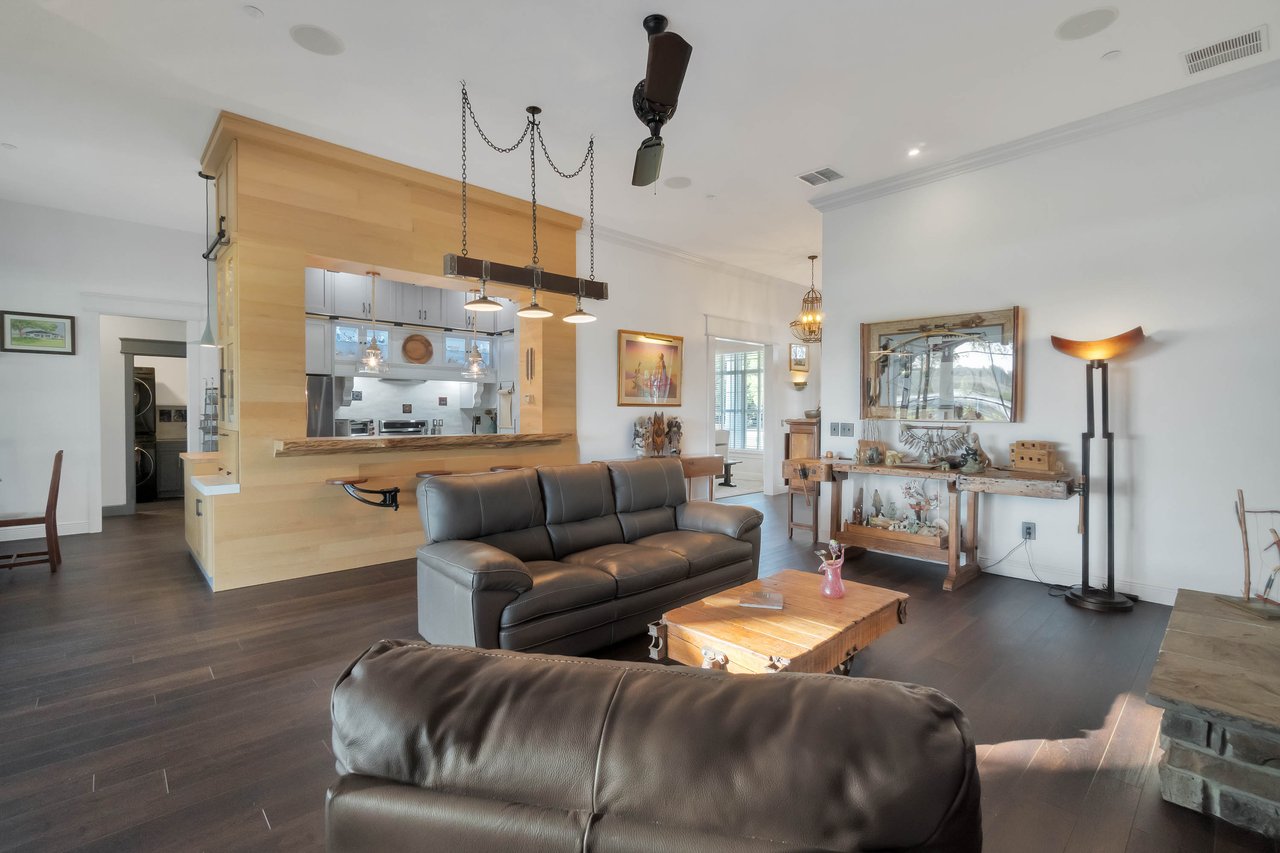 10929 Arrowtree Boulevard