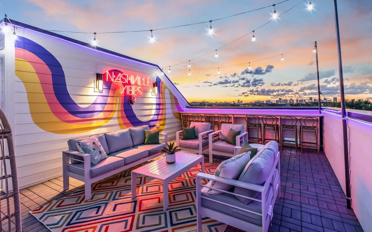 2176 Carson St: Nashville’s Rare Front-Row STR with Unmatched Views
