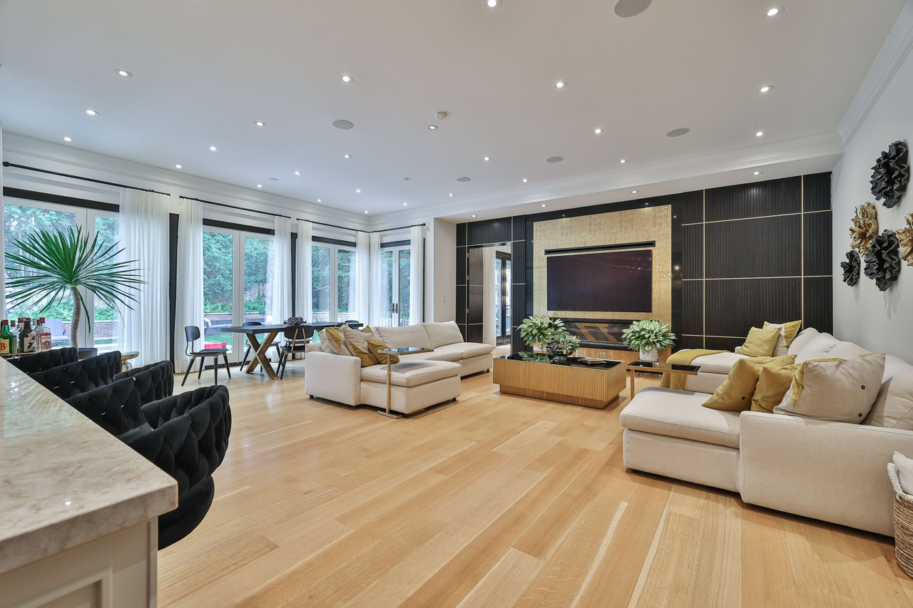 Exquisite Luxury Finishes