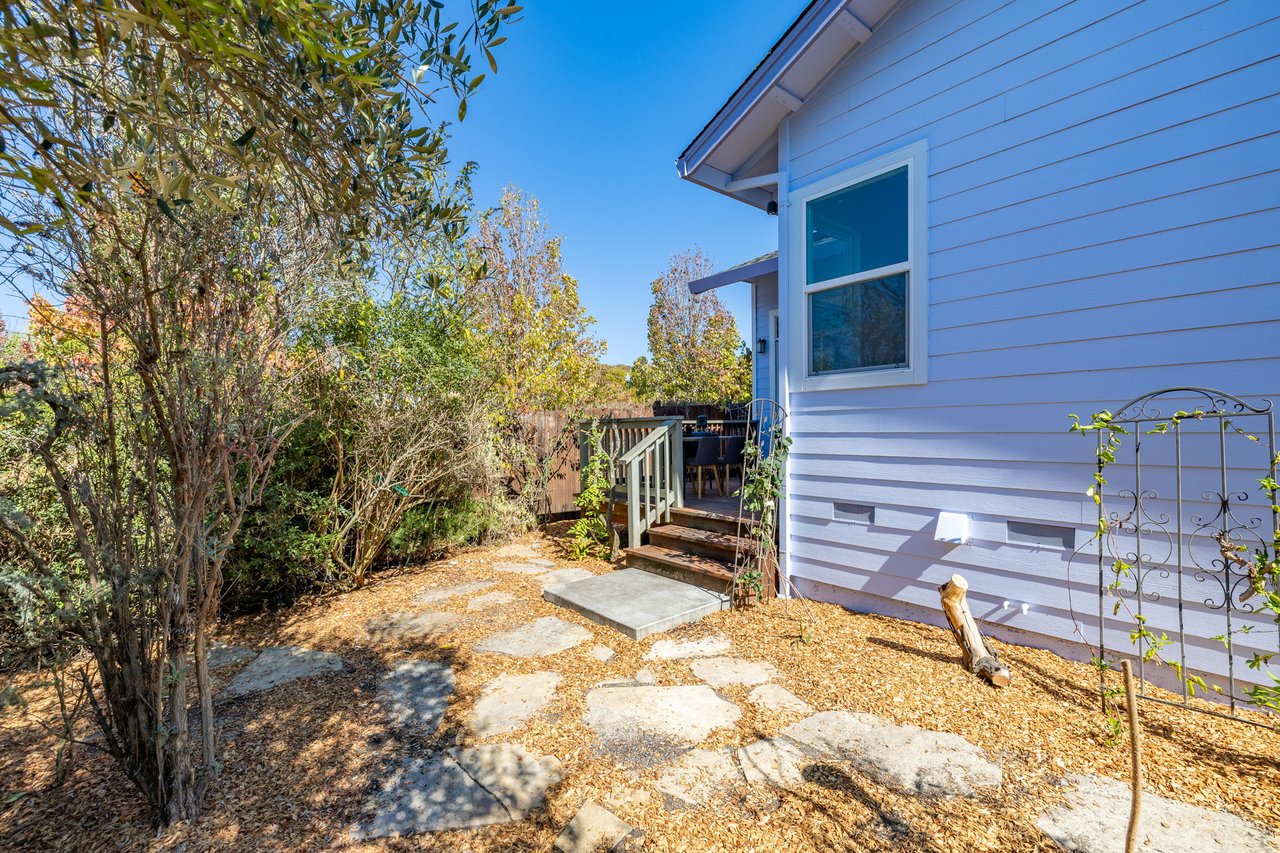 2451 Rudesill Ln.