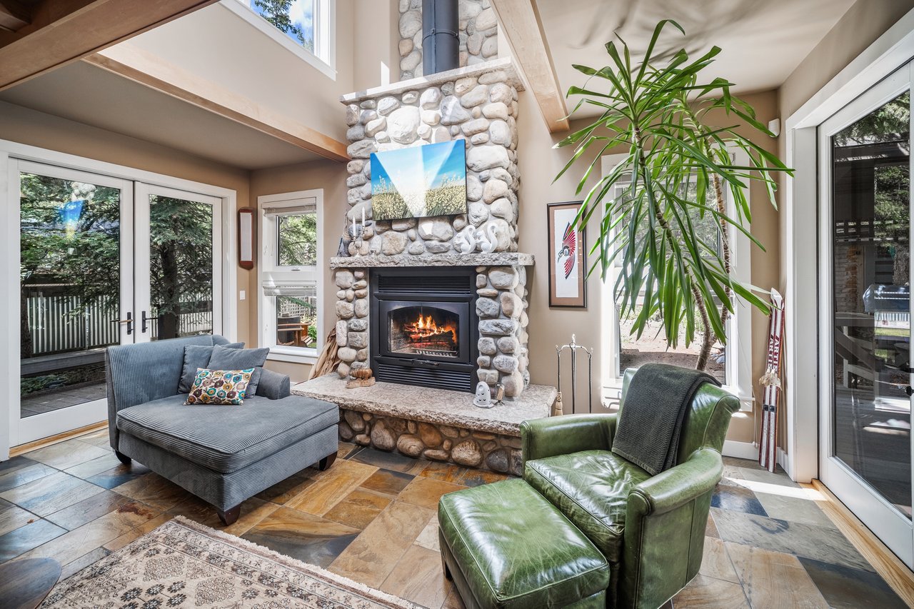 140 Rundle Crescent