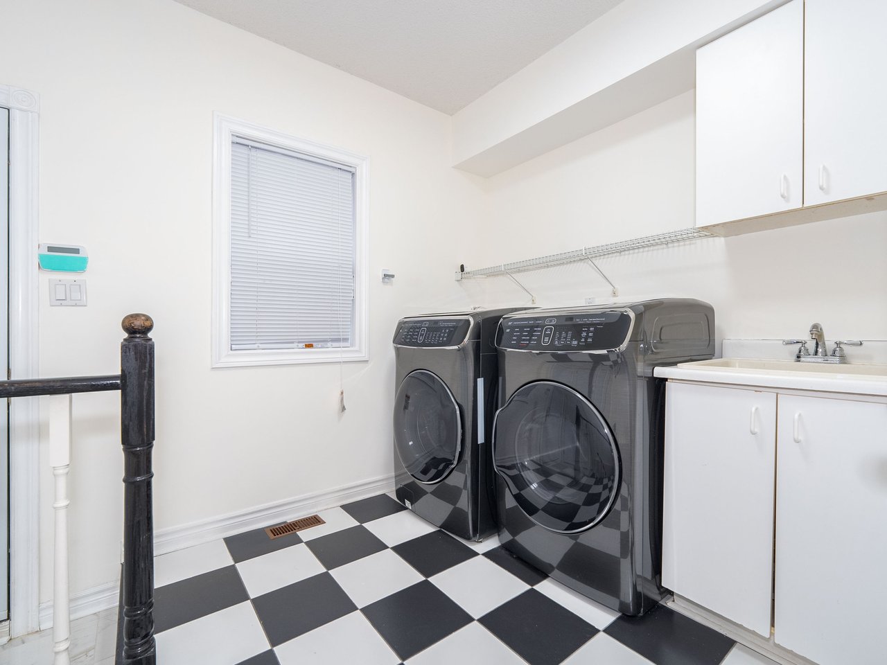 39 Montclair Rd