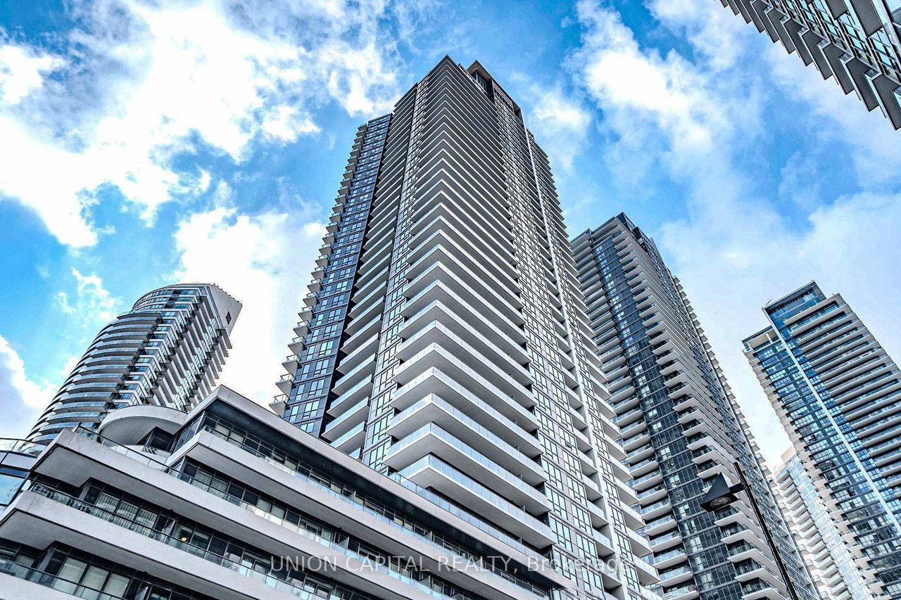 HUMBER BAY PENTHOUSE 