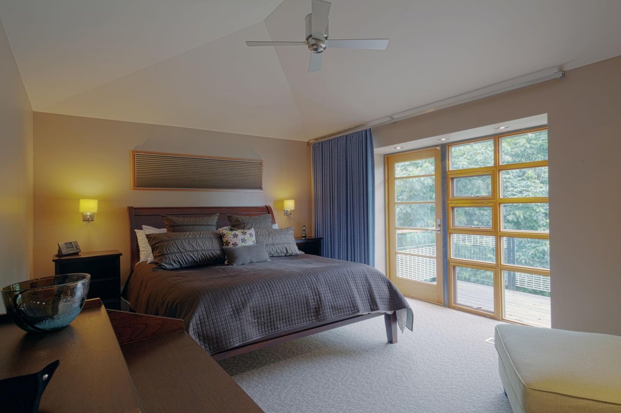 🏡 Why Certain Homes Instantly Feel Calm