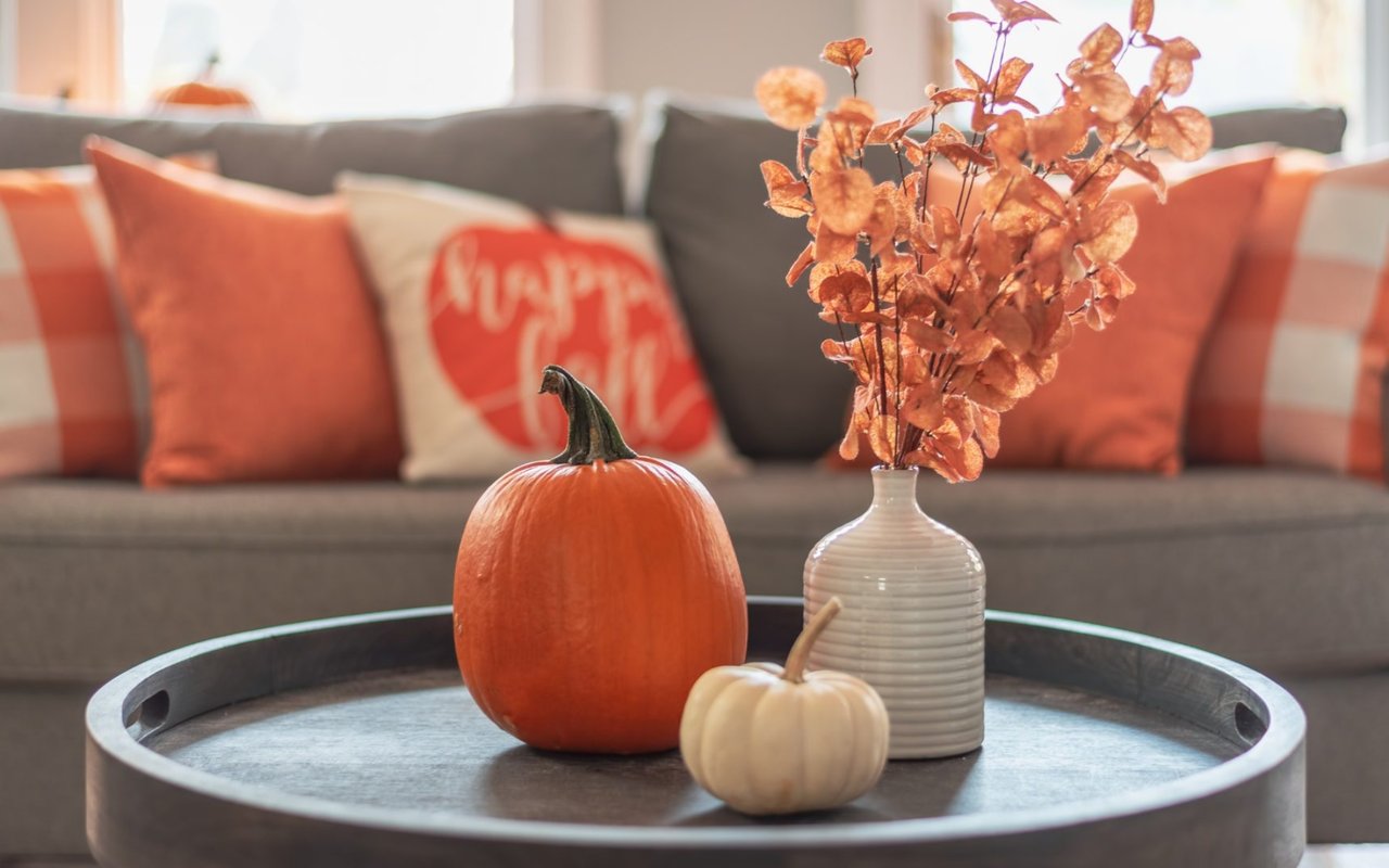 How to Be the Perfect Host for Holiday Guests