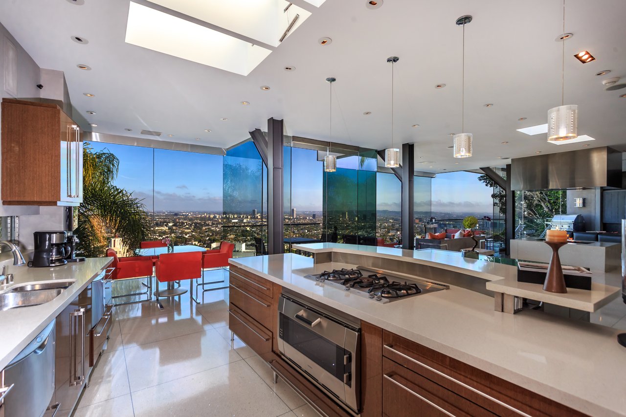8444 Harold Way, Sunset Strip