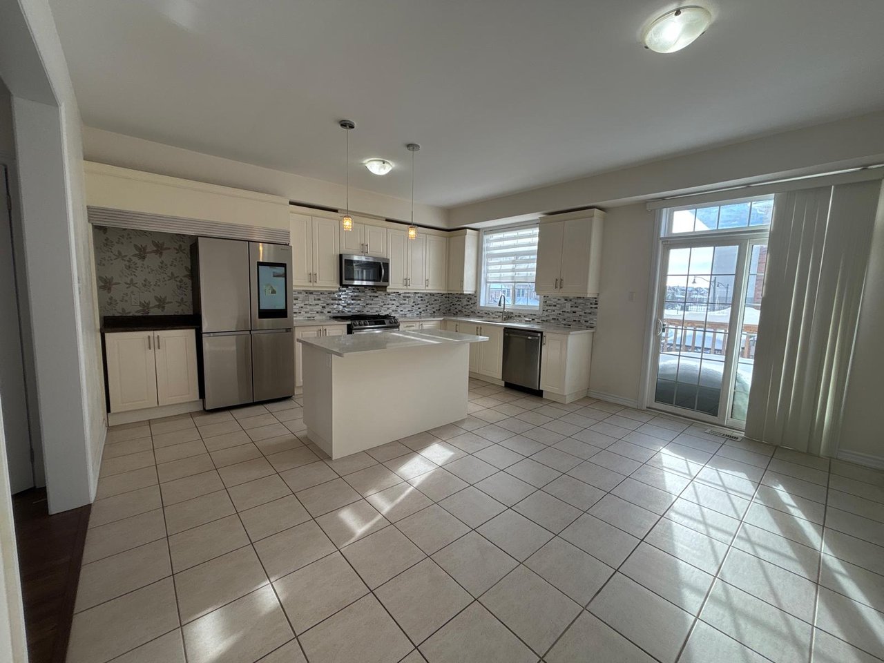 5 SAVAGE Drive, Hamilton, ON L0R 2H9