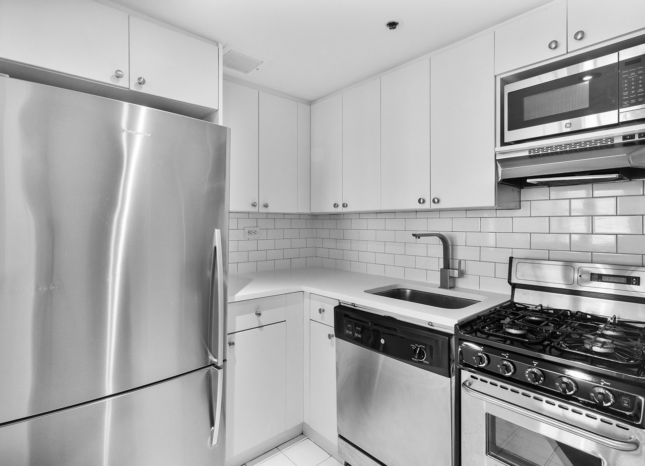127 4th Avenue