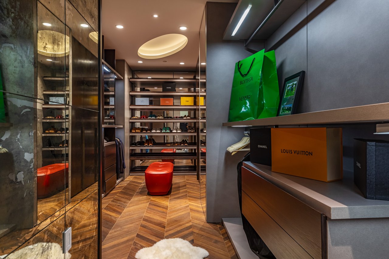 10727 Wilshire Blvd Unit: 1805, Wilshire Corridor