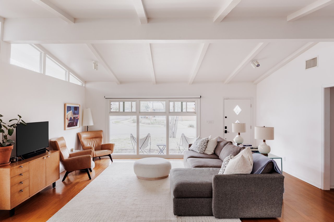 2809 W 50th St.