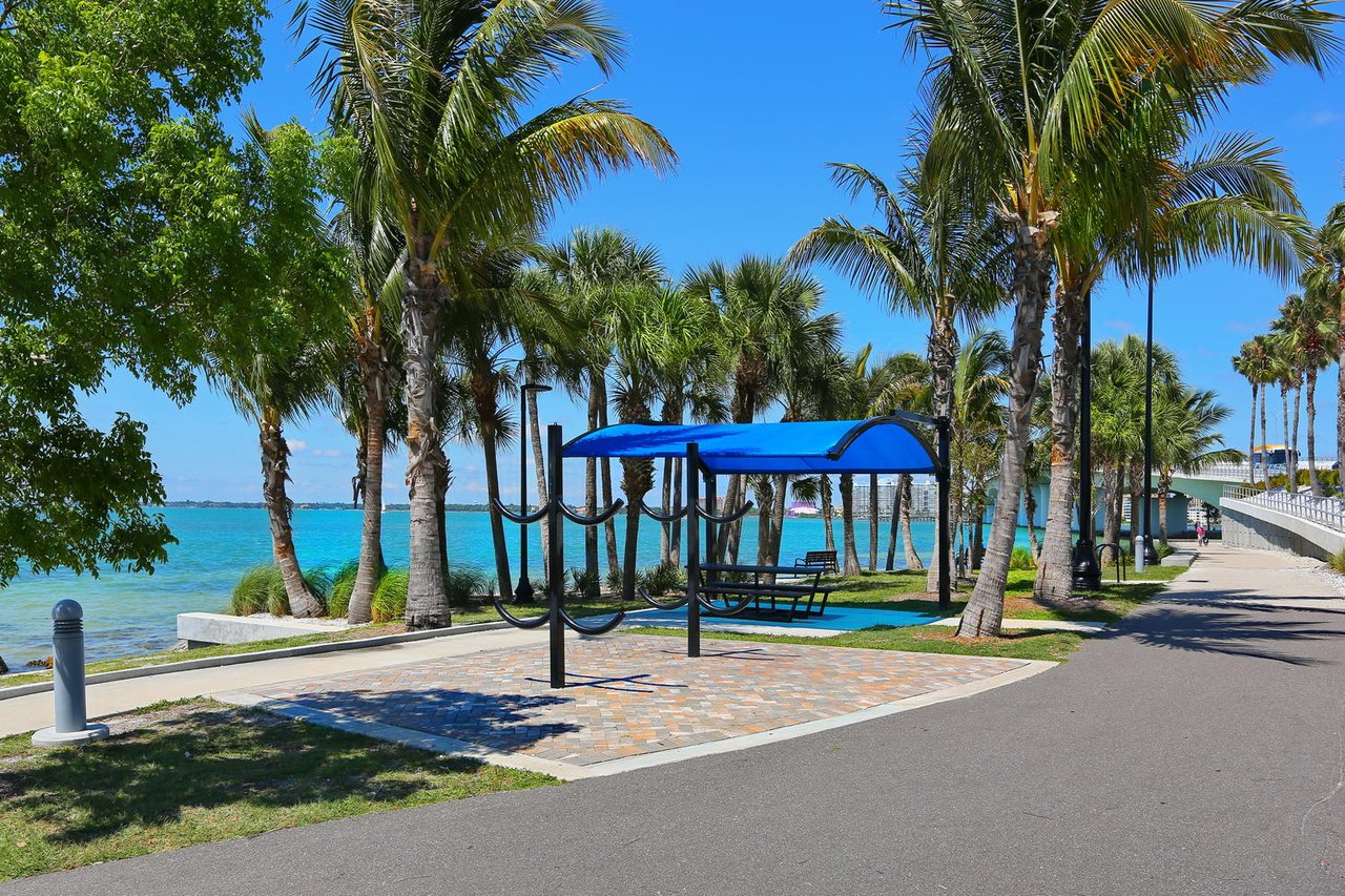 682 Mourning Dove Dr