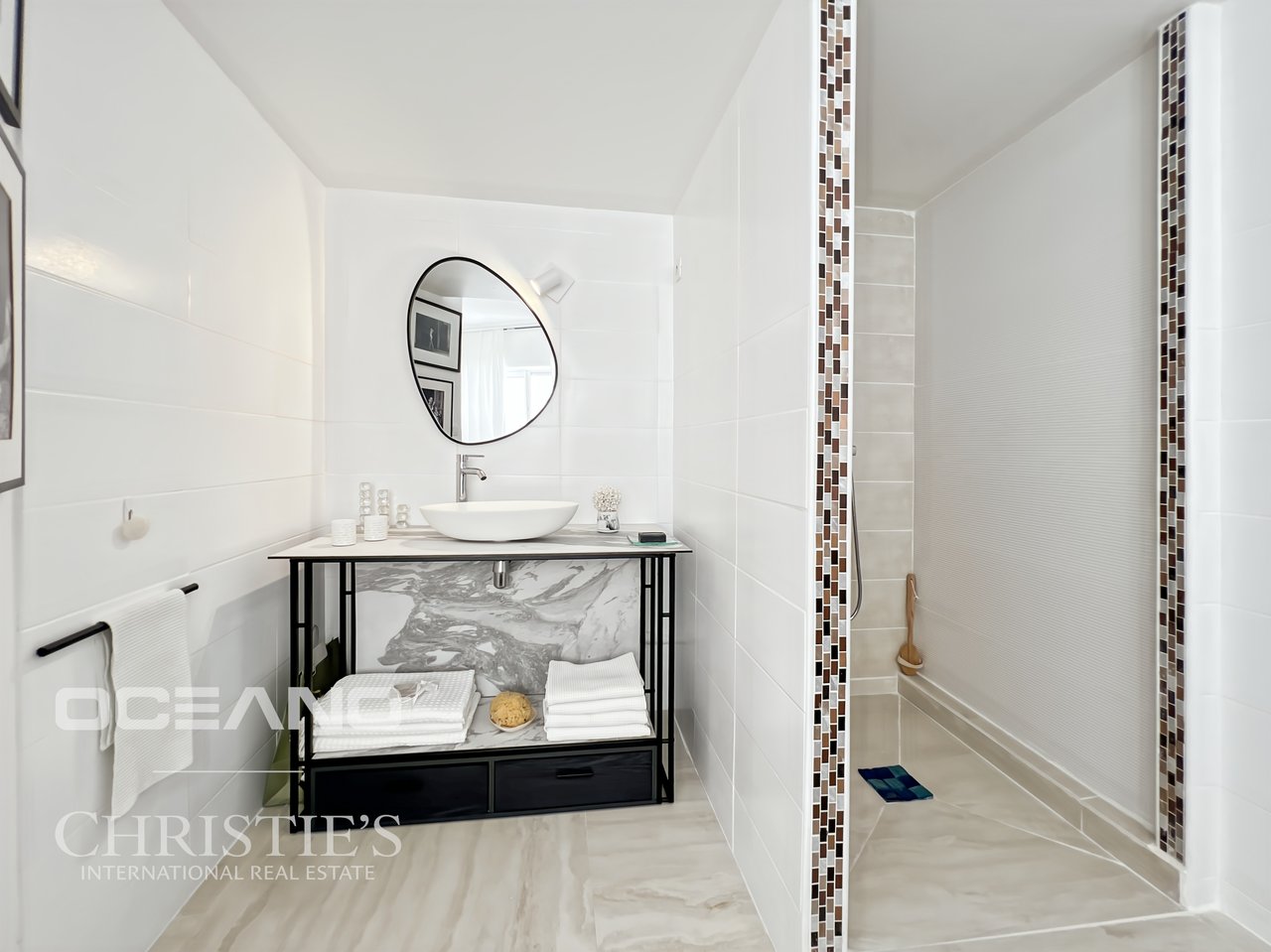 Sea View – Mont Vernon – 3 Bedrooms, 3 Bathrooms – OCEANO Christie’s International Real Estate