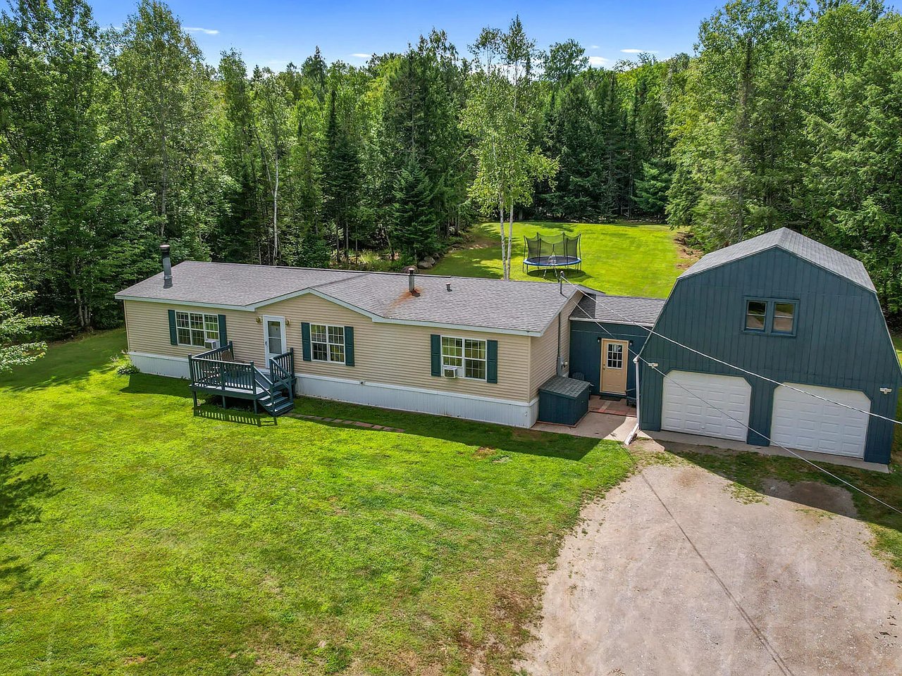 469 Townhouse Rd