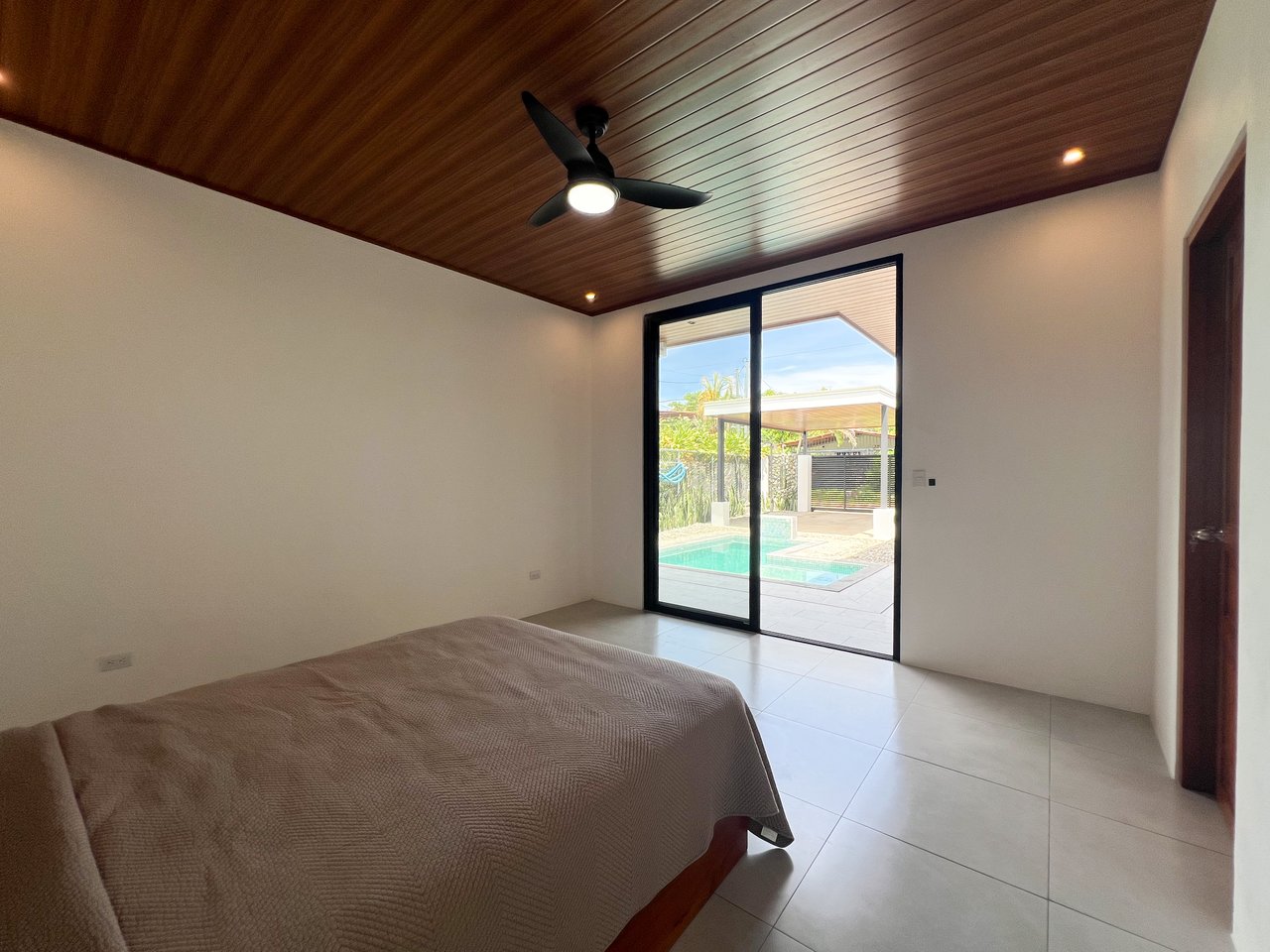 Clean, Modern Home Near Uvita Beach – Perfect Rental or Getaway