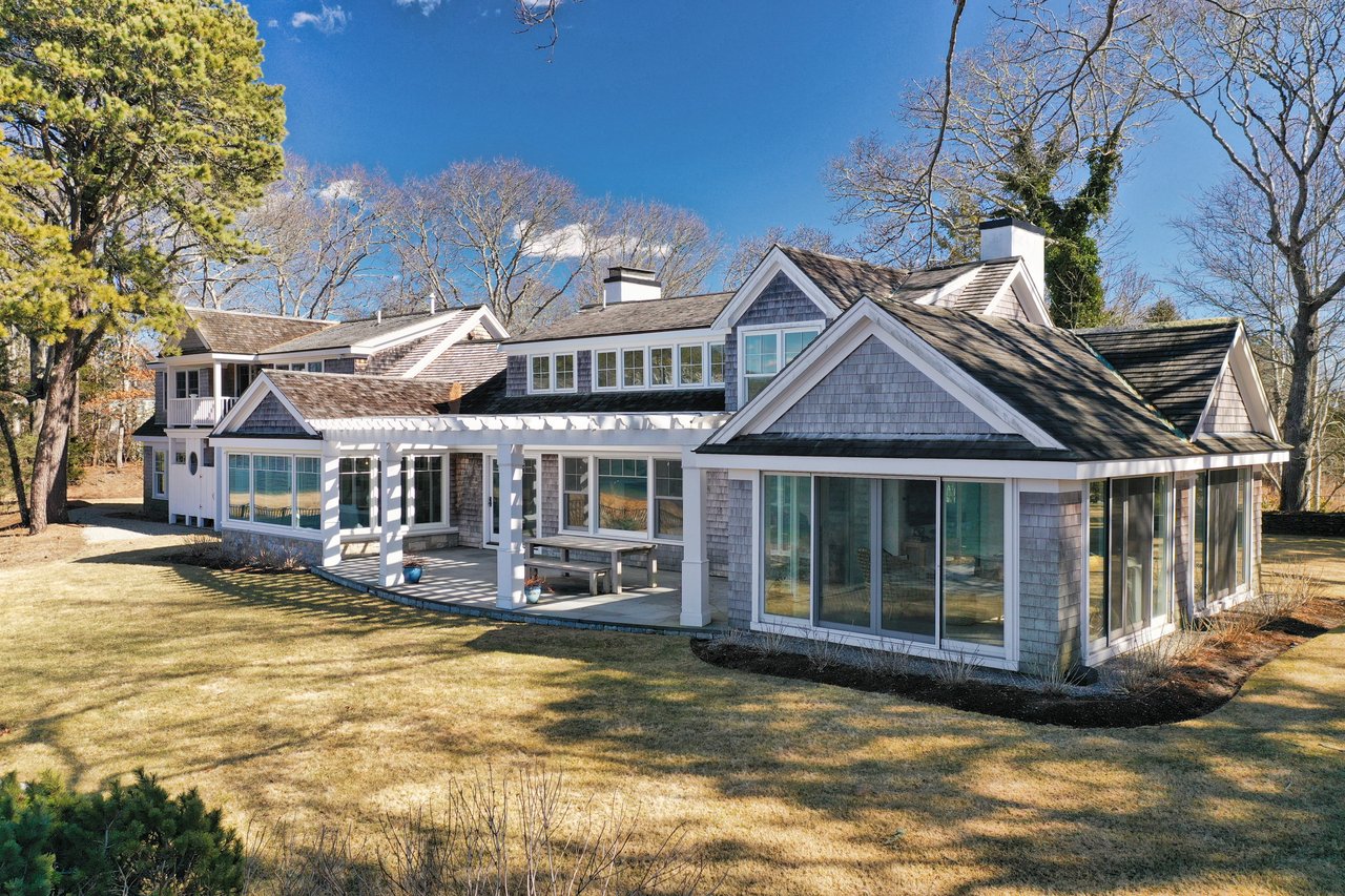 Exquisite Waterfront Estate on Oyster Harbors