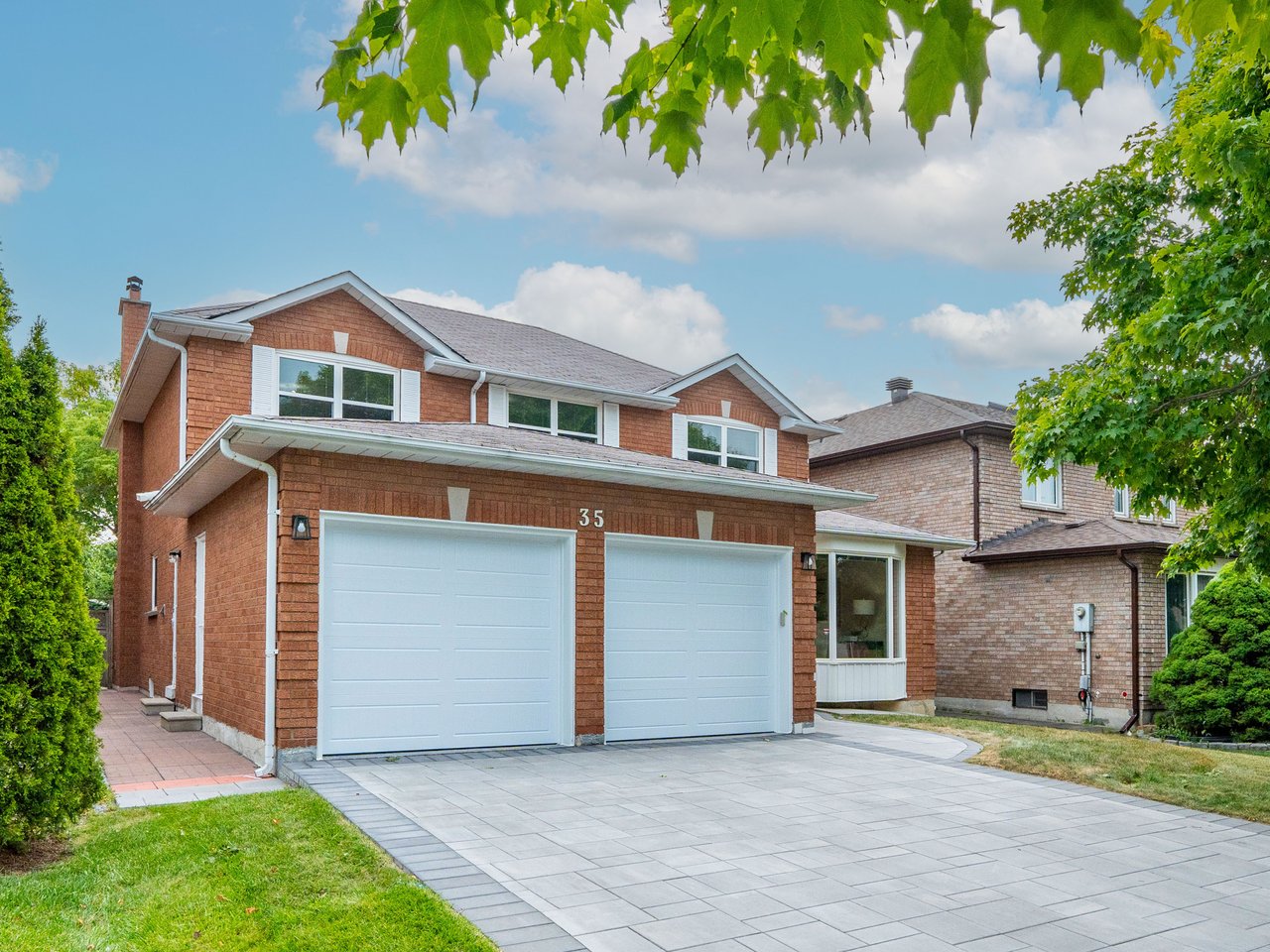 35 Lynngrove Crescent