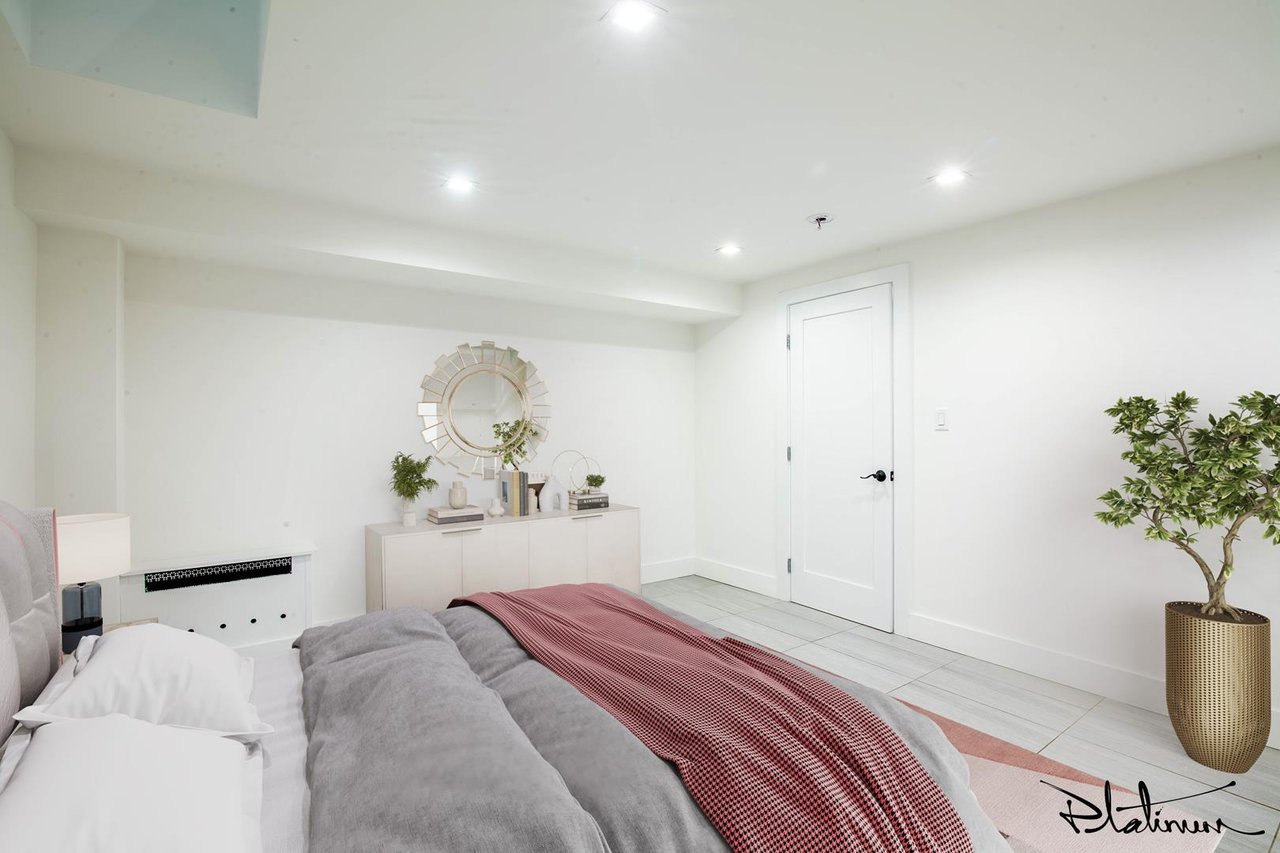 152 Thompson Street, Apt 1-A