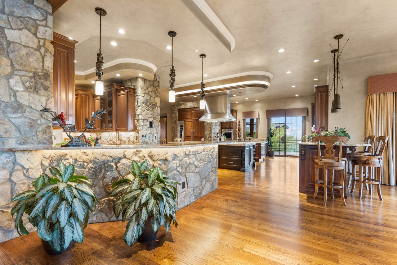 11328 Dante Circle