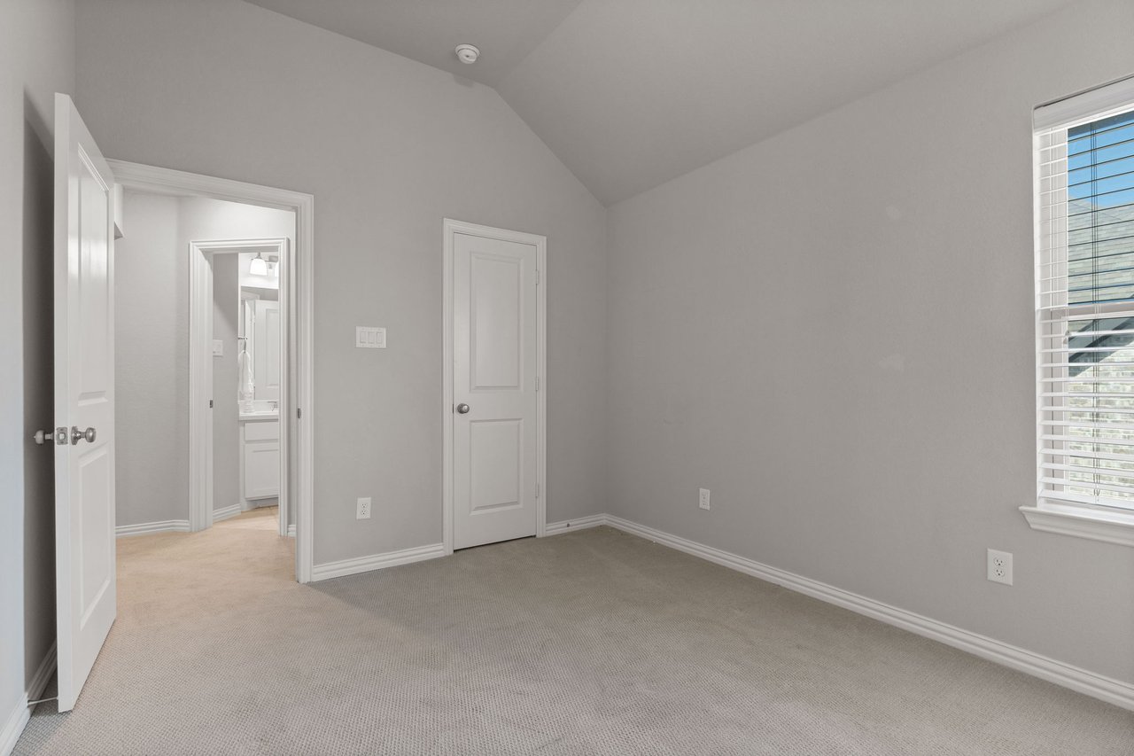 8213 Richmond (3% BAC)