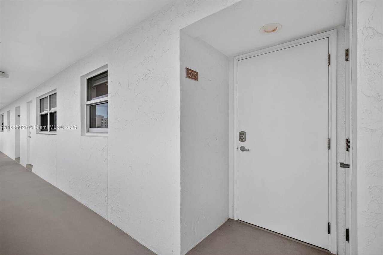 511 Bayshore Dr #1005