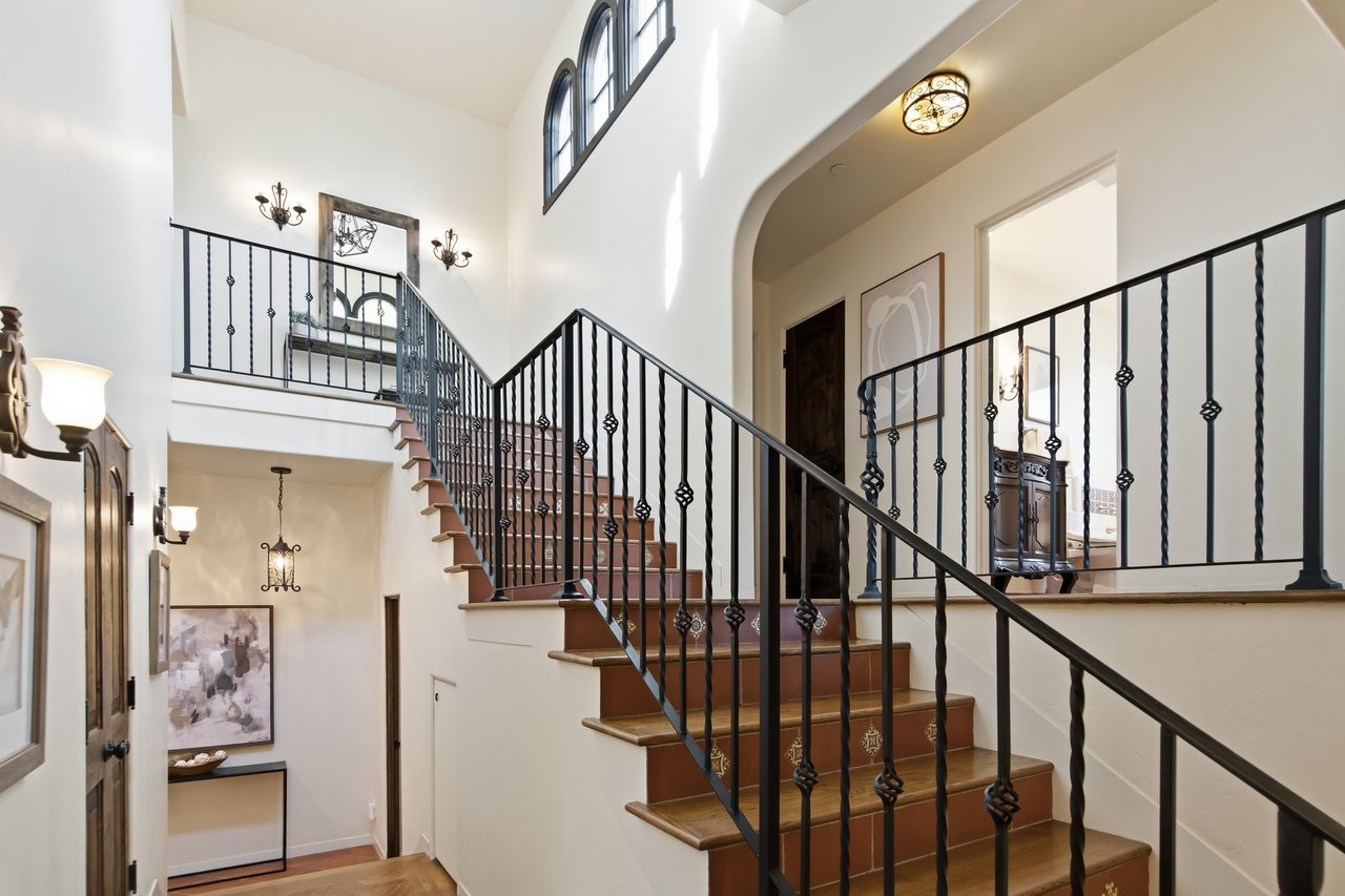 122 Castilian Way