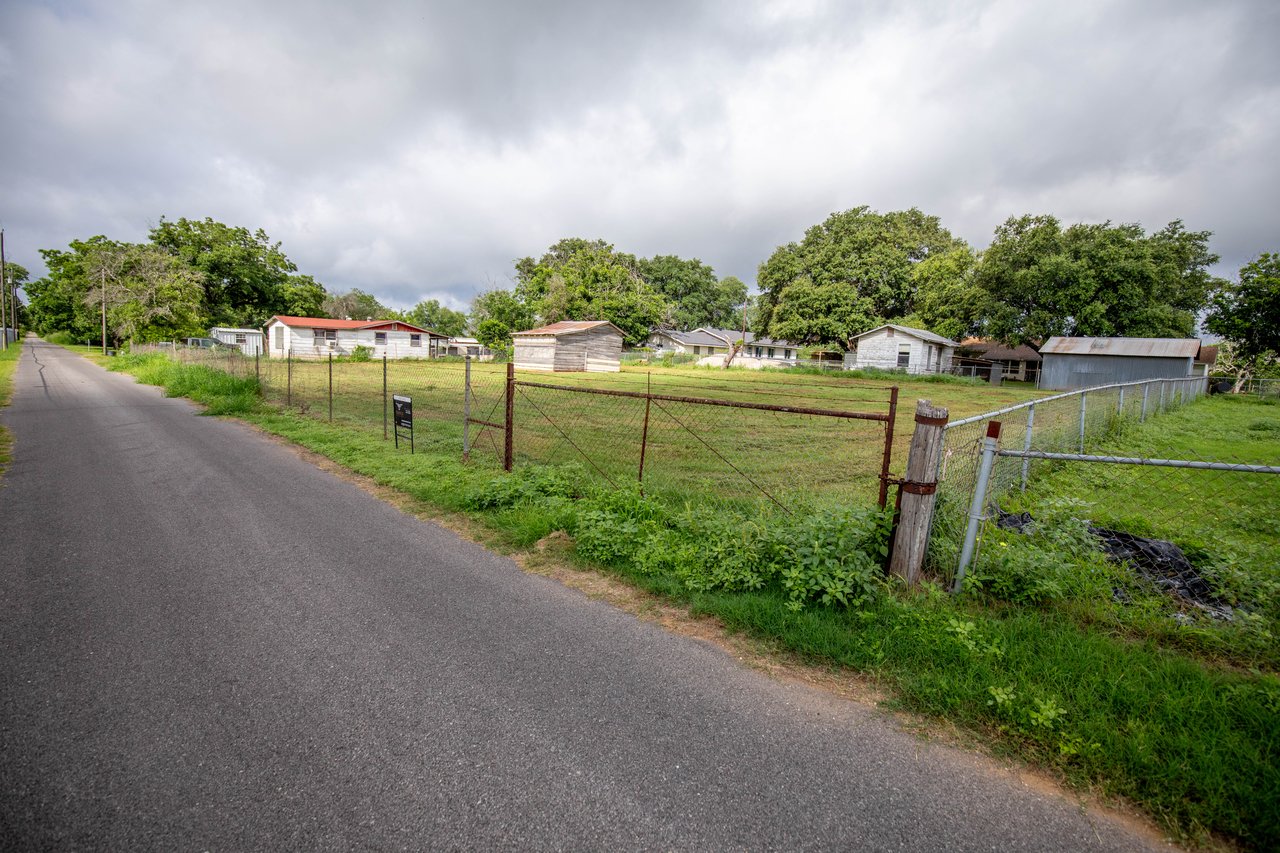 0.43± Acres | 3349 & 3379 Mack Dr | China Grove, Bexar County, TX