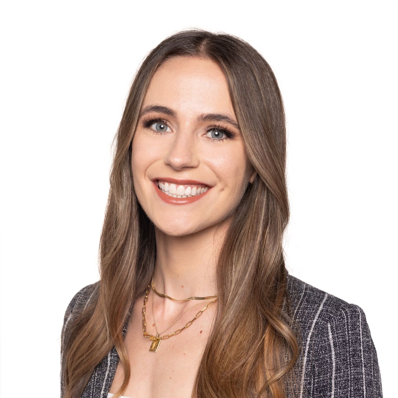 Abby Cline Laguna Hills, CA Real Estate Agent Headshot