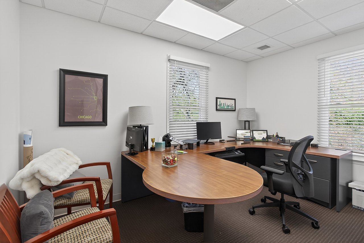 5034 Thoroughbred Lane